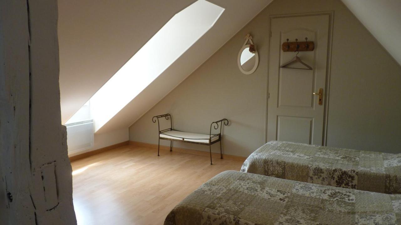 La Cyrillaure Bed & Breakfast Mosnes Bagian luar foto