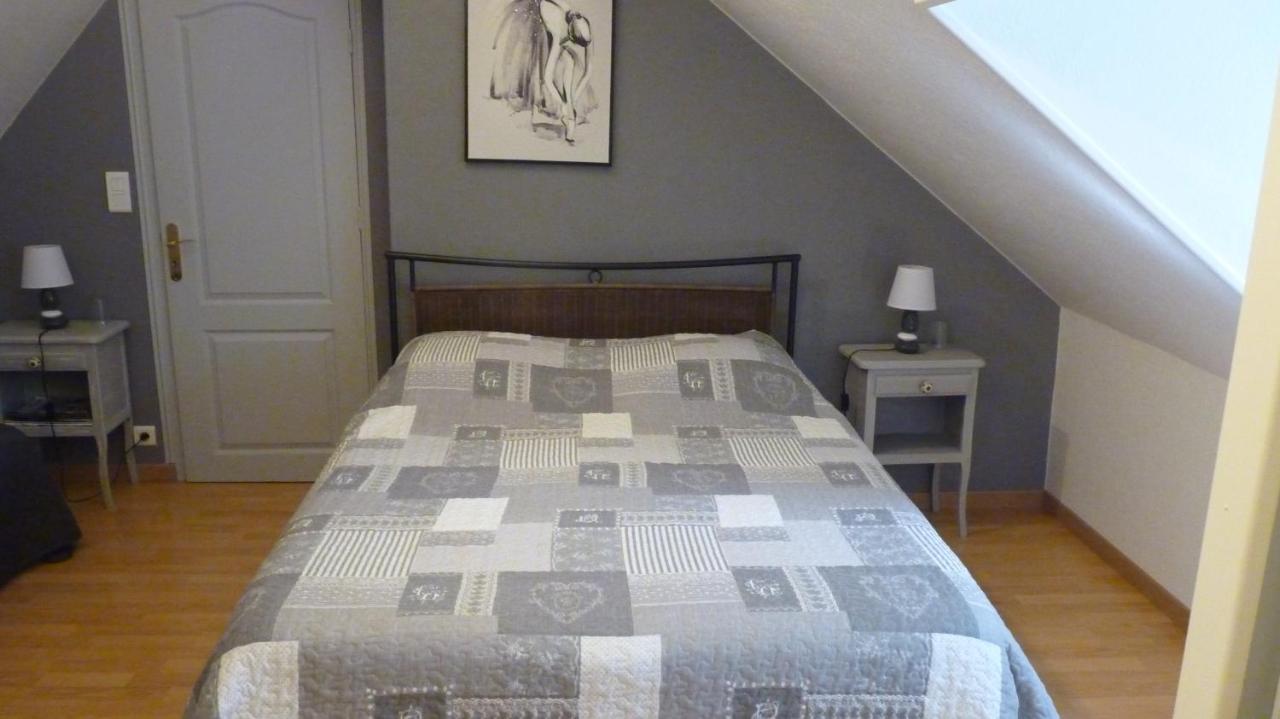 La Cyrillaure Bed & Breakfast Mosnes Bagian luar foto