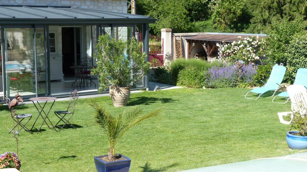 La Cyrillaure Bed & Breakfast Mosnes Bagian luar foto